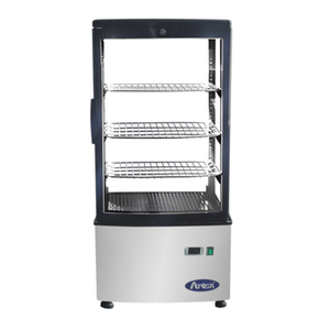 Étiquette alternative : Vitrine de produits dérivés en verre réfrigéré quatre faces de comptoir Atosa de 17 pouces avec verre à quatre faces et tablettes ajustables