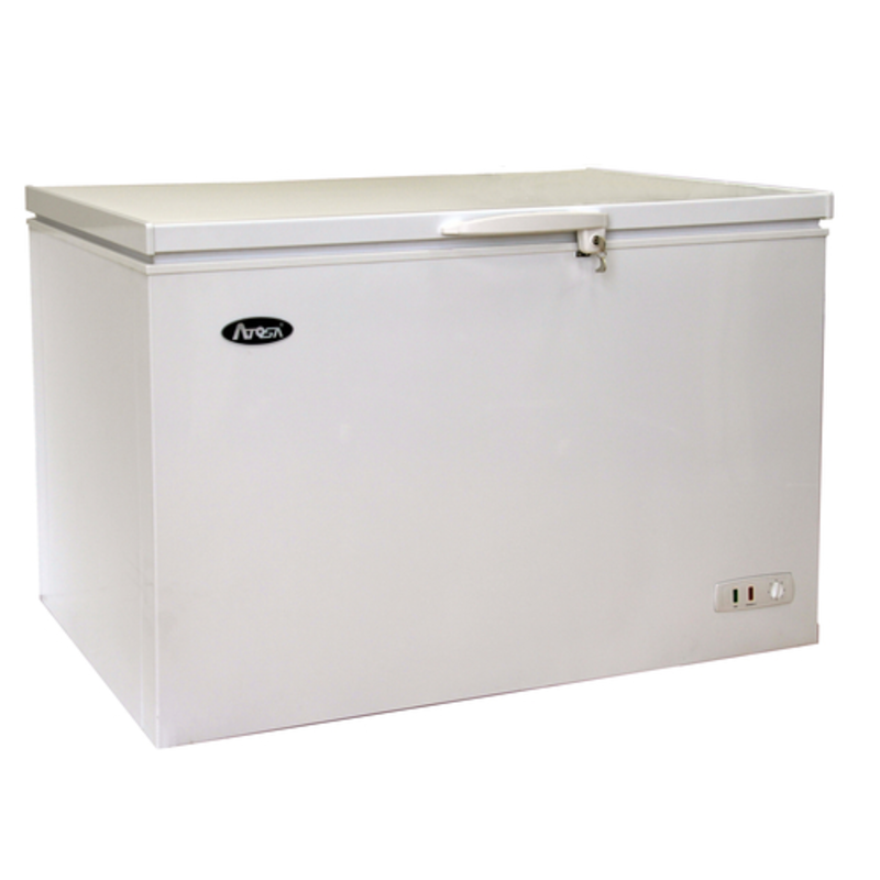 Alt Tag: Atosa MWF9010GR 9.6 Cu. Ft. Commercial Solid Top Chest Freezer solid lid white commercial freezer for frozen food storage