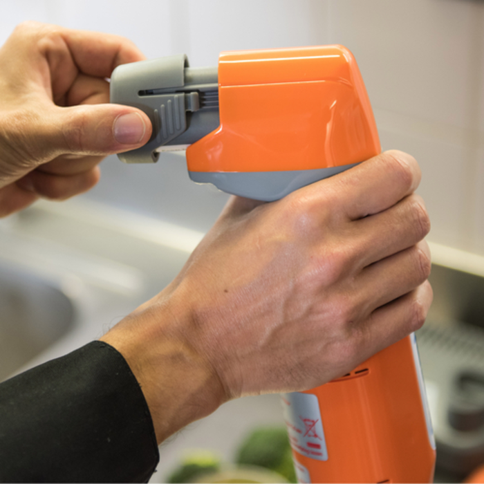 Dynamic Mixers AC585 MiniPro Cordless Battery 20 Min Run-Time