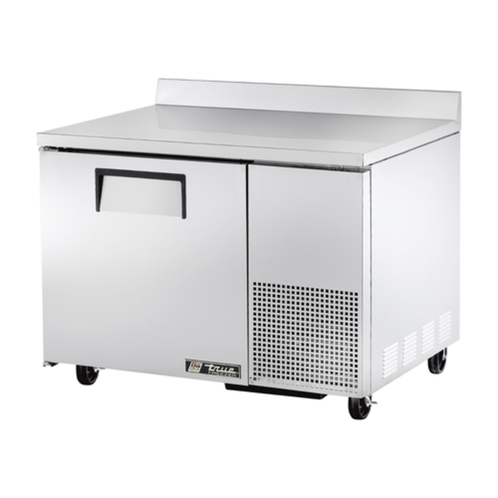 Comptoir congélateur True Manufacturing à portes pleines, profondeur 113 cm