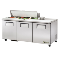 Table de préparation à sandwich réfrigérée True TSSU-72-12-HC de 72 pouces à trois portes