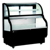 Étiquette alternative : EFI Sales Ltd. CGOCM-5261 vitrine de charcuterie ouverte de 51,7 pouces réfrigérée avec vitre courbée et base noire