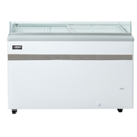 Celcold CEF29 29"W 5.8 cu. ft. Dipping Ice Cream Cabinet