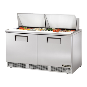 Table de préparation à sandwichs et salades True TFP-64-24M Mega Top réfrigérée de 64 pouces