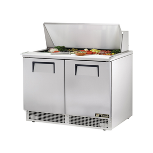 Table de préparation pour sandwichs True Food Service Mega Top à deux portes de 48 pouces