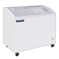 Congélateur coffre de présentation Master-Bilt MSC-41AA de 100,3 cm de large et 274,7 litres