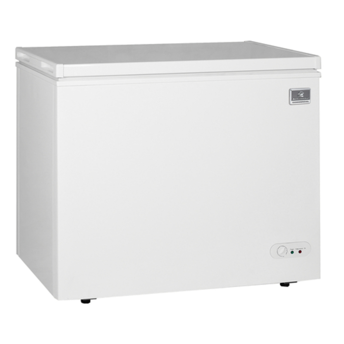 Kelvinator KCCF073WS 38"W 7 cu. ft. Solid Top Chest Freezer