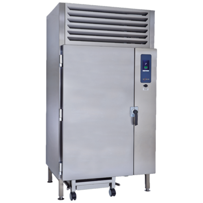 Alto-Shaam QC3-100R Roll-In Blast Chiller With Stainless Steel Finish And Digital Controls