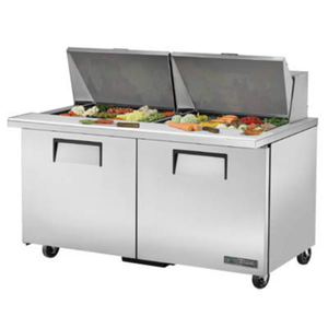 Table de préparation à sandwichs et salades Mega Top de 60 pouces True Manufacturing