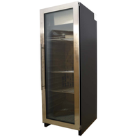 Armoire de vieillissement à la viande Omcan 47101 de 28,35 po à porte unique avec porte en verre, moulures en acier inoxydable et tablettes intérieures