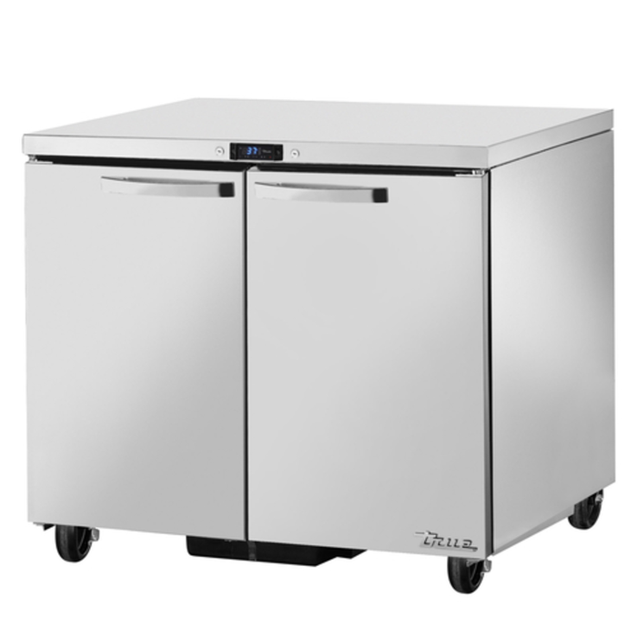Réfrigérateur sous comptoir True Manufacturing SPEC3 de 36 pouces, porte pleine, à accès direct