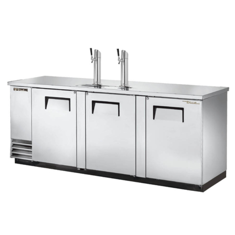 Alt Tag: True TDD-4-S-HC 90-3/8" Four Keg Solid Swing Door Draft Beer Cooler with dual draft towers and stainless steel direct draw dispenser